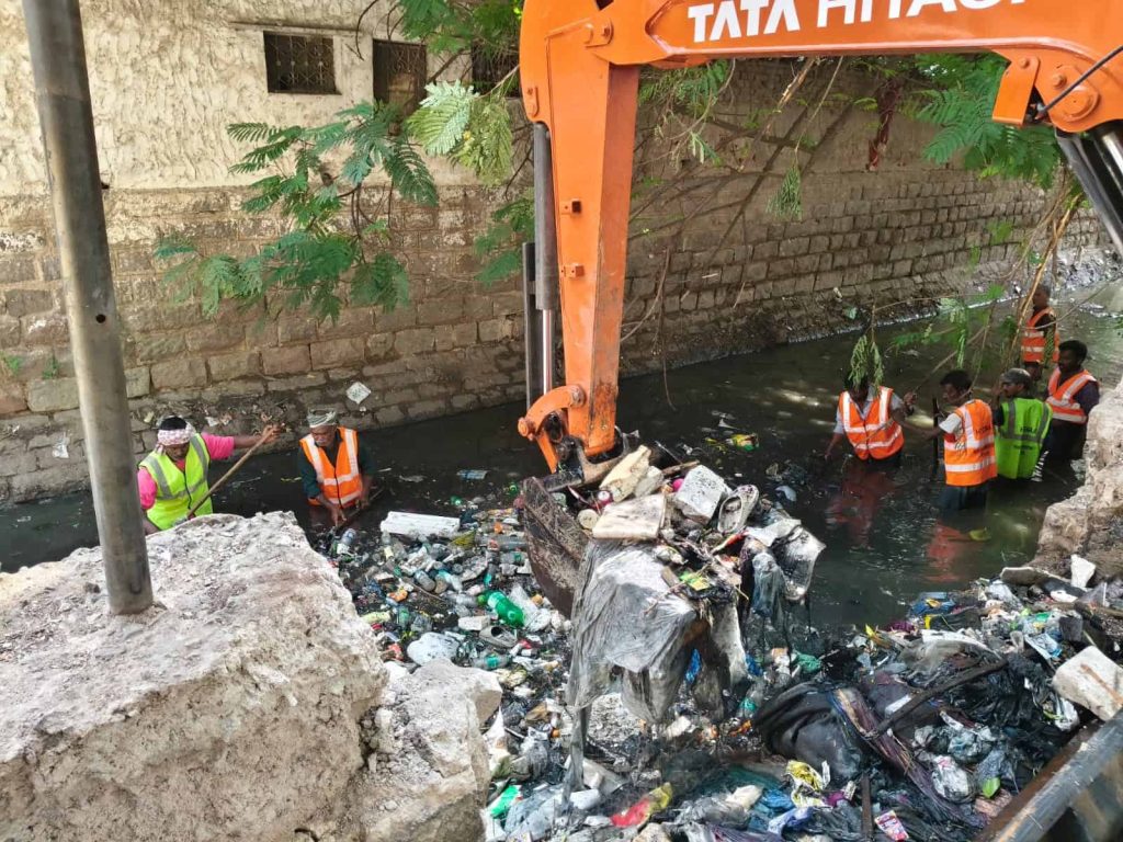Cables, Sofas Pulled From Drains as HYDRAA Boosts Flood Cleanup Across Hyderabad