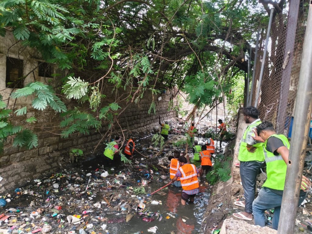 Cables, Sofas Pulled From Drains as HYDRAA Boosts Flood Cleanup Across Hyderabad
