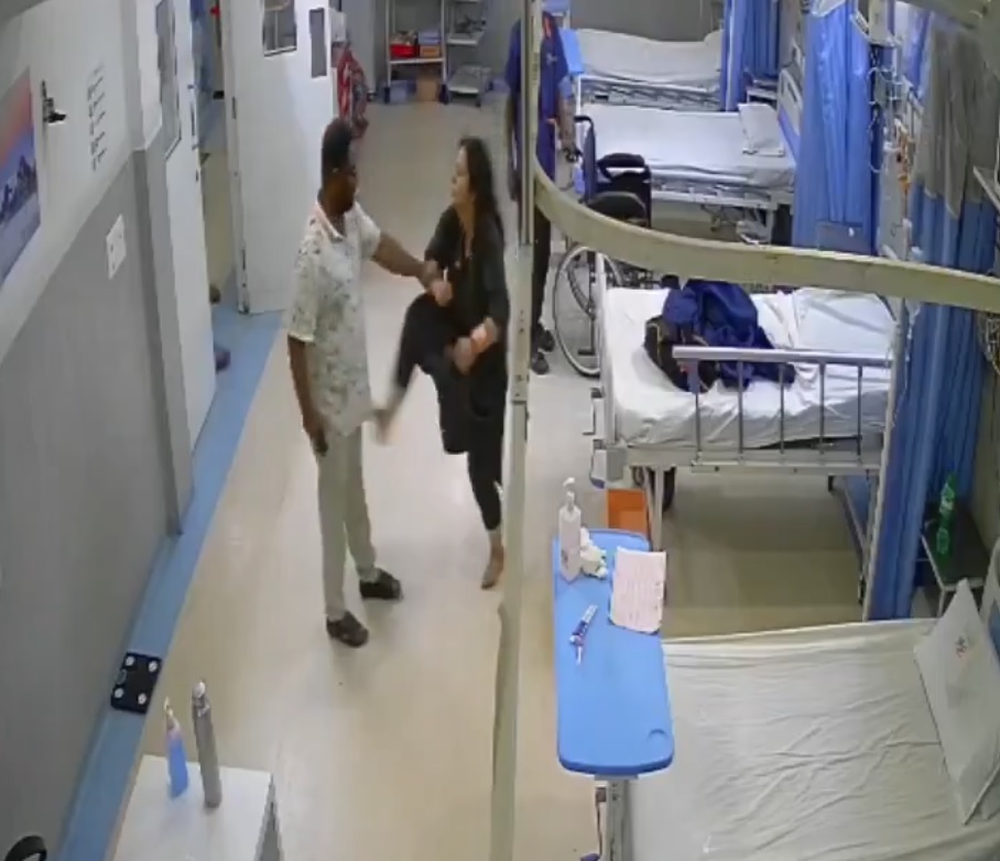 Woman Attacks Hospital Staff at LB Nagar Hospital in Hyderabad, Video Goes Viral