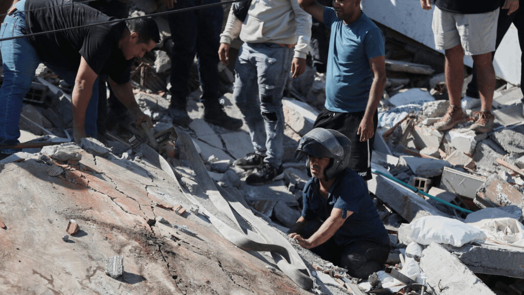 Colombia Earthquake: 20 Dead After 7.4-Magnitude Quake Strikes Western Region