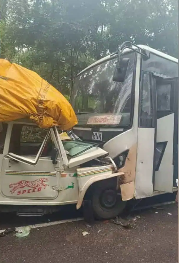 Hanamkonda Bus-SUV Collision Leaves 1 Dead, 7 Injured